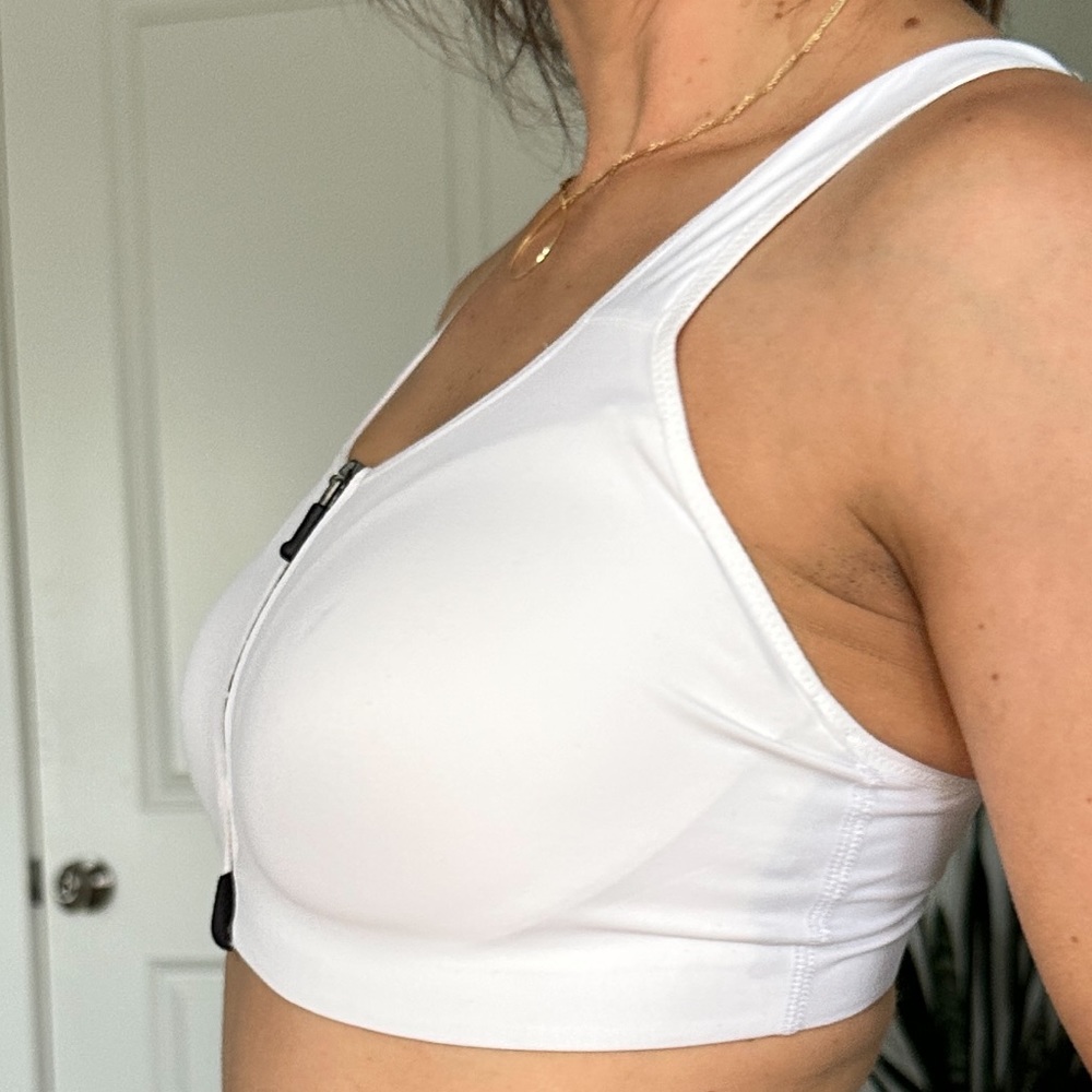 Nike front zip padded sports bra - Picture 4 of 12